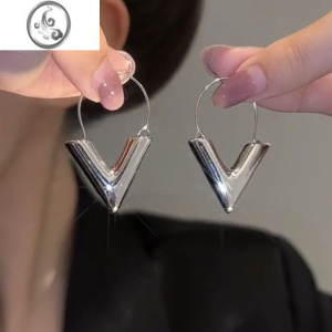 JiMi爱情而已周雨彤梁友安同款耳环女小众设计款耳饰耳钉字母耳扣新款 银色字母耳环