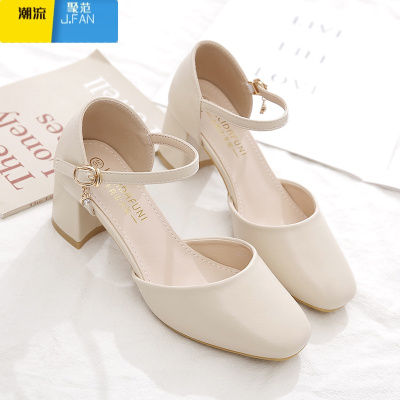 聚范夏季一字扣方头包头凉鞋女夏配裙子粗跟中跟高跟仙女单鞋2024新款