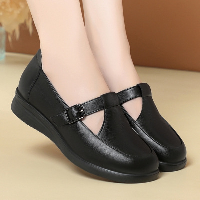 新款圆头软底软皮平底女鞋