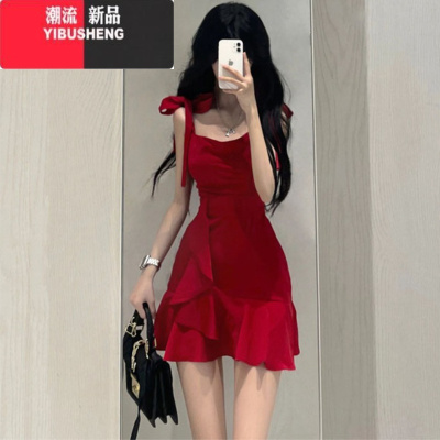 YIBUSHENG纯欲风辣妹红色吊带连衣裙女季新款设计感小众气质收腰显瘦短裙
