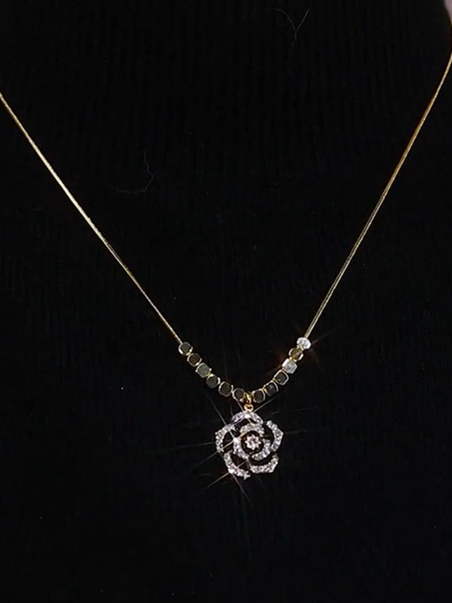 山茶花方块项链女锆石锁骨链时尚气质花朵设计简约百搭颈链饰品女送女朋友老婆情人节七夕生日礼物