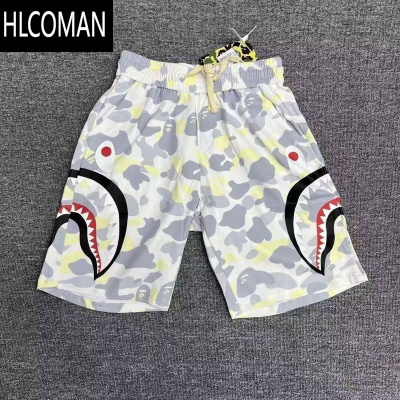 HLCOMAN日系潮牌夏季鲨鱼短裤迷彩印花男女情侣宽松休闲运动五分裤