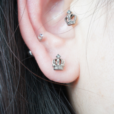 韩国复古皇冠气质耳骨钉耳蜗耳门钉送女朋友老婆情人节七夕生日礼物
