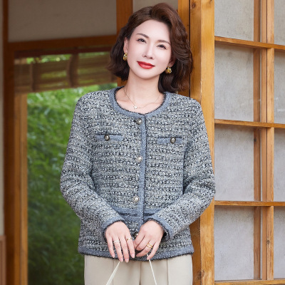 新款小香风中老年妈妈装外套秋装新款衣服时尚中年人圆领开衫春秋