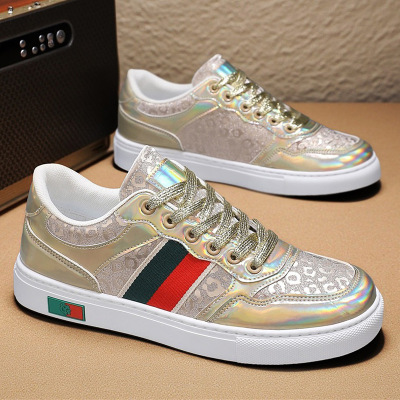 秋季新款男士休闲潮流百搭舒适平底系带舒适男士运动板鞋