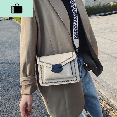 宽肩带斜挎包女百搭ins包包女包新款2020潮复古时尚单肩包小方包NEW LAKE女士单肩包