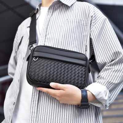 潮流男士商务单肩包高级感大容量斜挎包男款防水挎包机能包