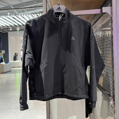 adidas/阿迪达斯外套女装新款运动梭织透气舒适立领夹克IW8167 C