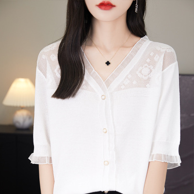 V领短袖T恤女蕾丝花边上衣夏装年新款薄款镂空针织衫洋气小衫