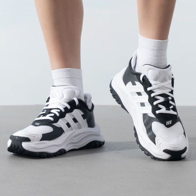 adidas/阿迪达斯男鞋新款运动厚底老爹鞋跑步休闲鞋JS0221 C