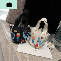 质感包包女2020新款荔枝纹手提单肩水桶包可爱卡通百搭单肩斜挎包NEW LAKE女士单肩包