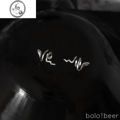 JiMibolo小蛇形双层小巧耳骨夹耳夹小众设计ins个性潮酷无耳洞耳饰女