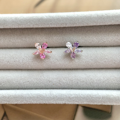 韩国春款蝴镶紫钻蝴蝶花朵钛钢粗杆耳骨钉耳蜗钉球堵送女朋友老婆情人节七夕生日礼物