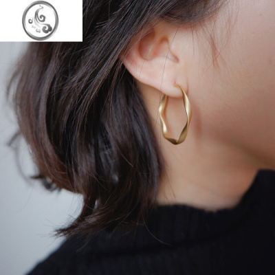 JiMi哑光素圈莫比乌斯耳环2022年新款潮高级感气质耳饰小众耳钉女银银