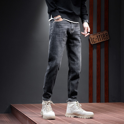 牛仔裤男韩版青少年男裤四季弹力小脚百搭潮流牛仔裤男士