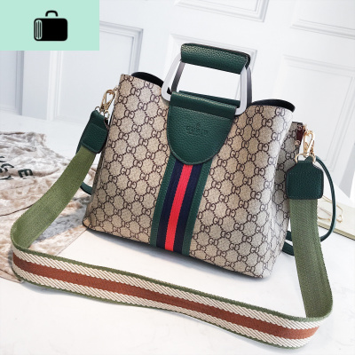 2020新款女包欧美时尚百搭格子包包大容量手提包宽带单肩包斜挎包NEW LAKE女斜挎包