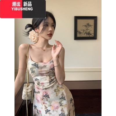YIBUSHENG茶色生香~纯欲风碎花连衣裙女季蝴蝶印花收腰吊带裙长裙