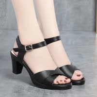 高跟凉鞋女2026夏季新款中年妈妈粗跟女鞋防水台一字扣带皮鞋女夏