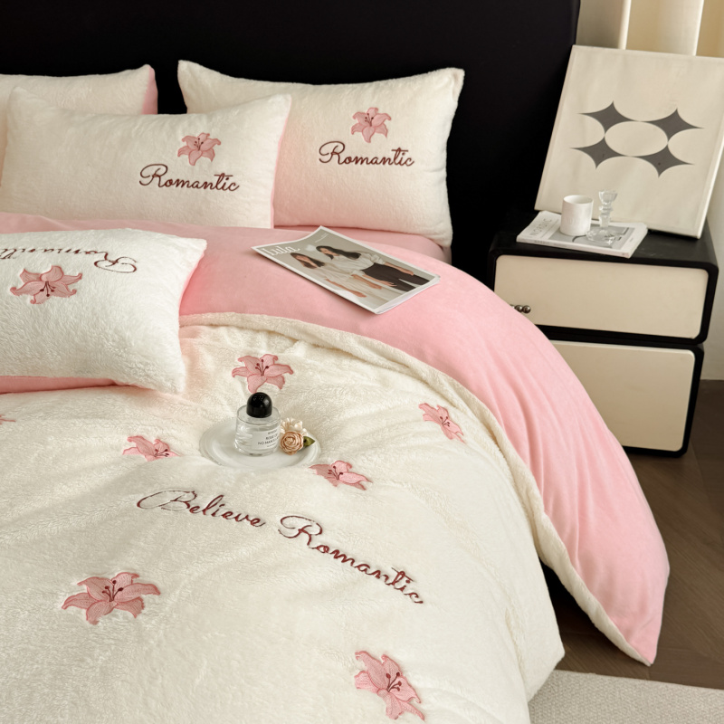 绣花牛奶绒床上四件套新款秋冬加厚小清新床单被套三件套床品