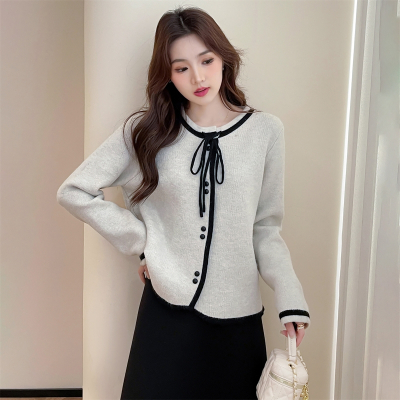 [3件8.5折118.9元,叠加优惠券]唐狮简约气质撞色设计圆领开衫女新款冬季灰色毛衣外套qd