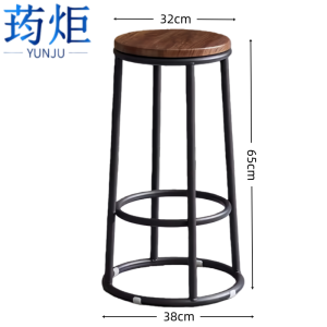 荺炬 凳子