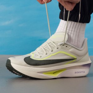 耐克(NIKE)跑鞋男鞋新款时尚潮流户外休闲鞋缓震耐磨透气运动鞋跑步鞋FN8454-004 ZP