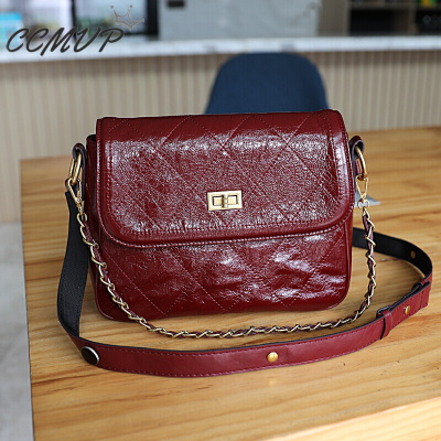CCMVP品牌自营质量保证-CCMVP休闲品牌新款头层油蜡牛皮菱格链条宽带单肩斜挎手提小方