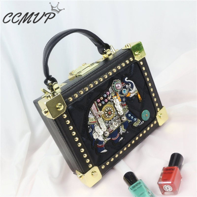 CCMVP品牌自营质量保证-CCMVP休闲品牌斜挎女个性女生小箱子复古盒子女刺绣小象镭射拼接铆钉手提斜挎潮