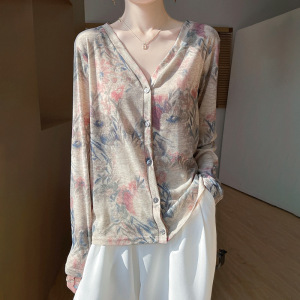文艺水墨晕染针织衫女V领精纺天丝防晒长袖春秋叠穿内搭打底衫