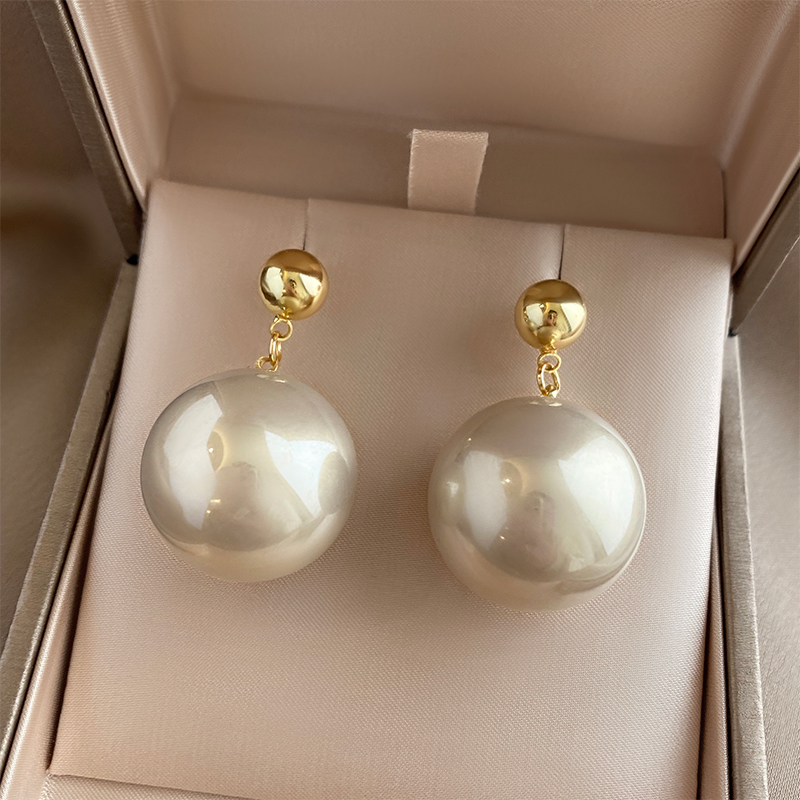 夸张珍珠耳钉小众设计耳环2025新款轻奢精致时尚百搭高级感耳饰女送女朋友老婆情人节七夕生日礼物
