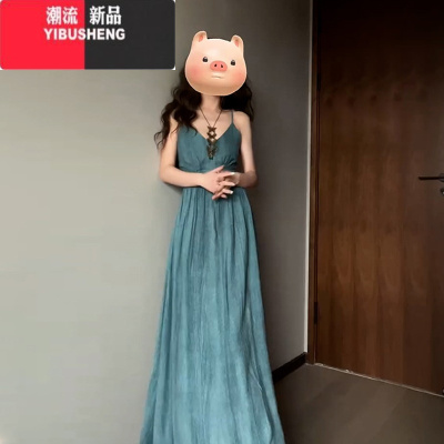 YIBUSHENG2024新款御姐法式高级感v领吊带连衣裙子女季海边度假收腰长裙