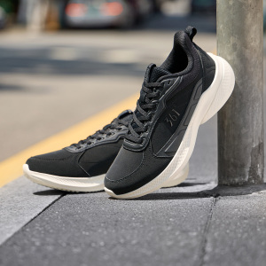 361°男鞋运动鞋新款全黑鞋子皮面舒适跑鞋轻便回弹跑步鞋男