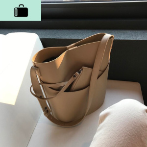 2020春夏新款韩国简约休闲单肩大包韩版水桶包ins百搭斜挎子母包NEW LAKE女士单肩包