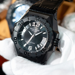 瑞夫泰格(REEF TIGER)男士手表全自动机械表男表夜光潜水运动个性大表盘镂空透底防水手表黑鲨腕表RGA6903-1