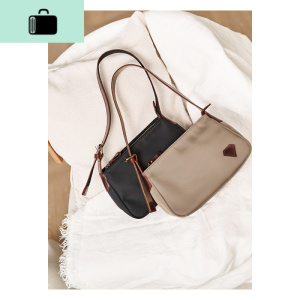 腋下包女休闲尼龙小包2020新款复古小众女士单肩包法棍中古包NEW LAKE