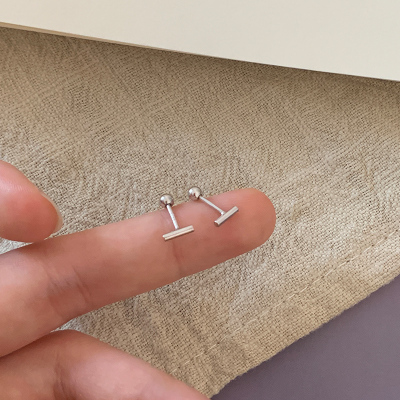 s999纯银一字耳钉女极简日常经典高级感冷淡风小巧百搭耳饰送女朋友老婆情人节七夕生日礼物