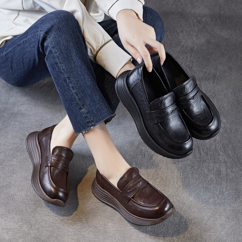 真皮一脚蹬轻奢复古小皮鞋女秋季新款圆头单鞋百搭舒适乐福鞋