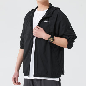 耐克(NIKE)男装新款跑步健身训练运动服户外防风梭织夹克休闲外套IB2242-010 ZP