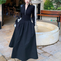 赫本风长袖Polo领连衣裙女春秋季新款设计感黑色修身a字长裙子潮