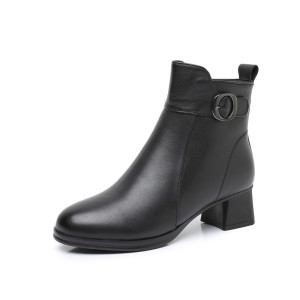 25秋冬新款短靴女真皮中跟粗跟圆头皮鞋透气单靴31小码百搭马丁靴