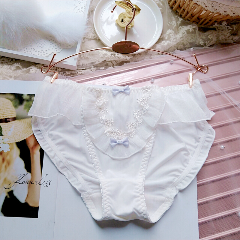 波迷娜(bomina)内裤女日系少女甜美公主双蝴蝶结女生内裤牛奶丝小裙