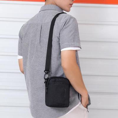 派尼美特2020新款男士迷你小包单肩斜跨背包防水牛津帆布休闲旅手机包