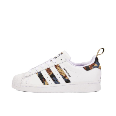Adidas/阿迪达斯三叶草情侣款贝壳头SUPERSTAR三条纹休闲鞋GV9698