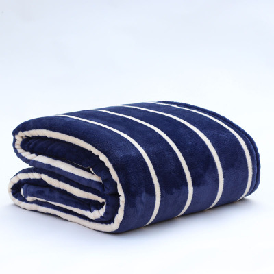 新款秋冬珊瑚绒毛毯法兰绒休闲毯膝毯沙发装饰毯加厚蓝白条150cmX200cm