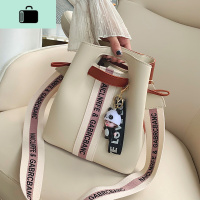 上新小包包女包2020新款潮韩版百搭宽带单肩斜挎包时尚休闲水桶包NEW LAKE女斜挎包