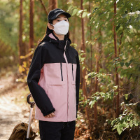 冲锋衣情侣款外套男生春秋季新款衣服户外防风青少年上衣夹克男装