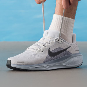 耐克(NIKE)跑步鞋男鞋新款飞马41 PEGASUS 41训练轻便缓震气垫运动鞋FD2722-115 ZP