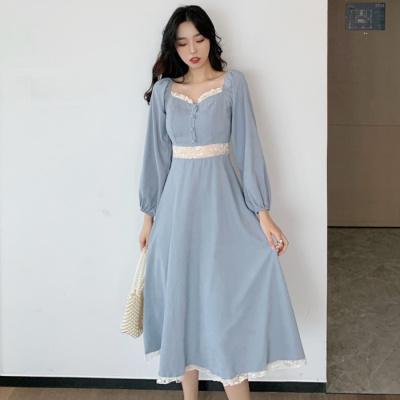 新款赫本风设计感茶歇连衣裙女春秋2021新款泡泡长袖收腰A字中长裙子