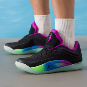 耐克(NIKE)男鞋新款JORDAN ZION 4锡安4实战训练耐磨缓震篮球鞋FD0591-103 ZP