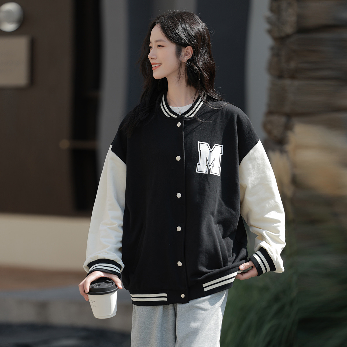 [8.5折价118.9元叠加优惠券]唐狮秋季新款女左胸字母拼色棒球服外套减龄设计感百搭时尚潮